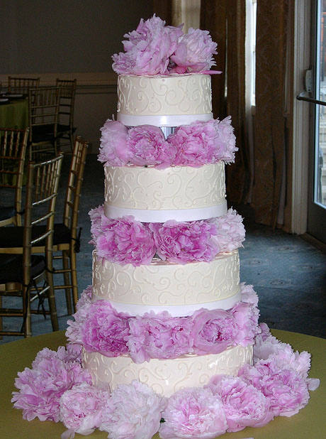 Four Tier Wedding Cake with Fresh Flowers